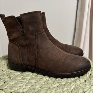 NEW Ecco Touch 15 B Coffee Brown Oiled Leather Lightweight Flat Ankle Boots
